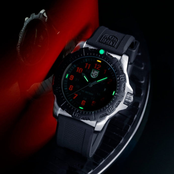 Luminox Manta Ray CARBONOX Steel X2.2145 Mens Watch