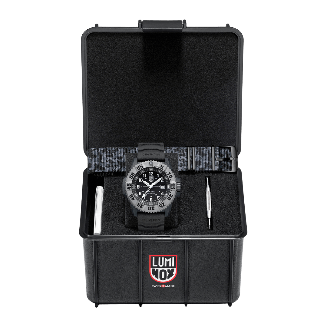 Luminox MIL-SPEC 46mm 300M Military Watch | XL.3351.SET